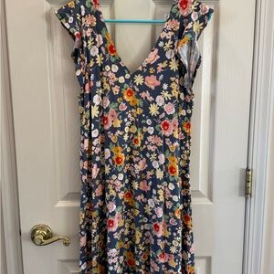 LOFT Dark Floral Patterned Dress